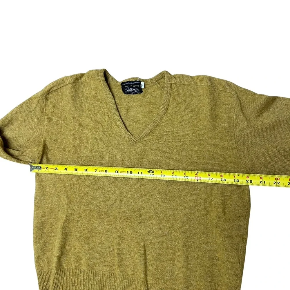 True VTG Aqualamb‎ By Campus Men's Wool Mustard Yellow V neck Sweater Size M